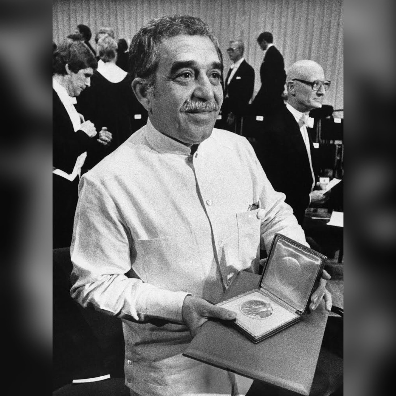 Gabriel Garcia Marquez - Escritor